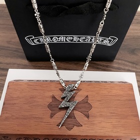 Chrome Hearts Классический ретро-кулон в форме молнии. Классическ