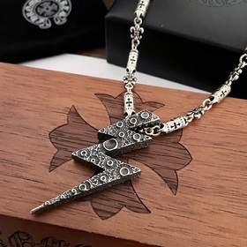 Chrome Hearts Классический ретро-кулон в форме молнии. Классическ