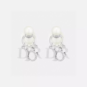 Новые серьги-гвоздики DIOR от Dior; качество, соответствующее фир