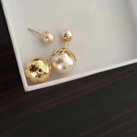 【Dior подсолнух жемчужные серьги】 Без проблем приобретены в офици