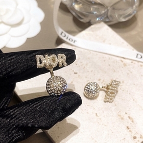 1880140  Популярный товар Dior 2023 Миллиметровые жемчужные серь