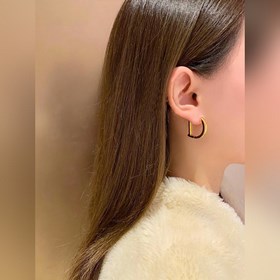 1880  Популярный товар Dior 2023. Серьги-гвоздики с буквами Dior