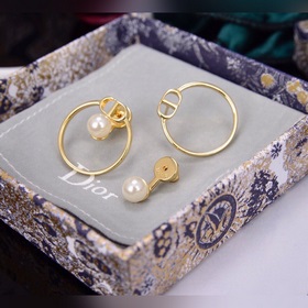 Dior Диор круглые серьги-гвоздики, новинка в продаже, необыкновен