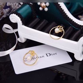 Dior Диор круглые серьги-гвоздики, новинка в продаже, необыкновен