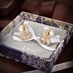 Новинка 2023 года, подлинный товар, новые серьги-гвоздики DIOR с