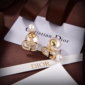 Новинка 2023 года, подлинный товар, новые серьги-гвоздики DIOR с 