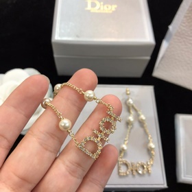 0140 140   080 Dior Диор Буквы jadior Серьги с кисточками. Ид