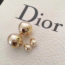 【Dior подсолнух жемчужные серьги】 Без проблем приобретены в офици