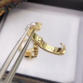 Номер DED0210 DIOR, оригинальная новинка, серьги-гвоздики с жемчу