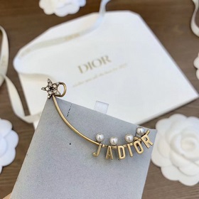 Dior изысканные серьги