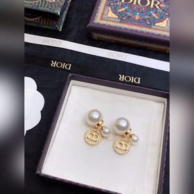 Dior CD жемчужные серьги-гвоздики, уровень качества как у оригина