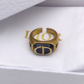 Номер DJZ0035 Кольцо DIOR [Новинка] Dior Сваровски квадратные кр