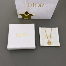【D Сердце с ажурной вырезкой】 [Код 3500140] Серия Dior vintage, ч