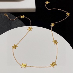 Ожерелье Celine Triumphal Arch с изображением Триумфальной арки, 
