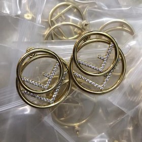 Серьги FENDI с логотипом – популярная модель, лаконичные и элеган