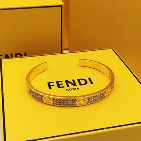Номер FDSZ0002 Браслет Fendi F с звездочками, универсальный разме
