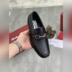Водяные пятна коже быка [Salvatore Ferragamo] Новейшая модель му