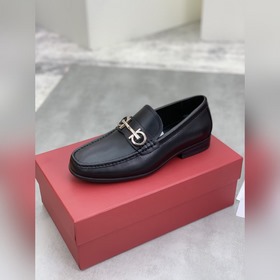 Водяные пятна коже быка [Salvatore Ferragamo] Новейшая модель му