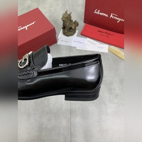 Водяные пятна коже быка 【Salvatore Ferragamo】 Новейшая модель му