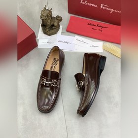 Водяные пятна коже быка 【Salvatore Ferragamo】 Новейшая модель му