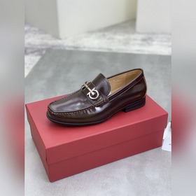 Водяные пятна коже быка 【Salvatore Ferragamo】 Новейшая модель му