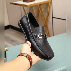 Высококачественная (водокрасная кожа) Salvatore Ferragamo — это м