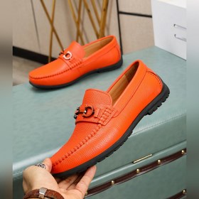 Высококачественная (водокрасная кожа) Salvatore Ferragamo — это м