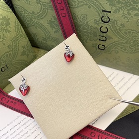 Gucci Strawberry Double G Серьги