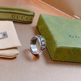 Новейшие модели колец Gucci обладают уникальным стилем и высоким 