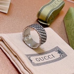 Новейшие модели колец Gucci более высокого класса, такие же, как 