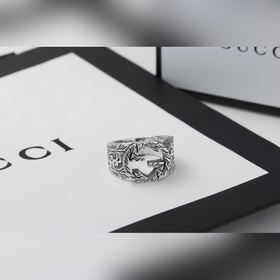 Gucci Серебряный кольцо с двойным логотипом Gucci, ажурное, с гра