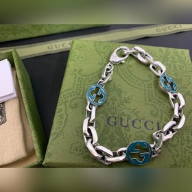 Gucci Браслет с двойным G из зеленого эмалевого металла. Длина： 1