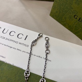 Gucci Браслет с двойным G из эмали красного цвета Размер： 17,2 см