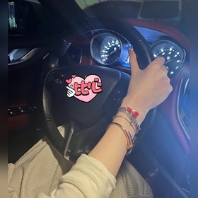 Gucci Браслет с двойным G из эмали красного цвета Размер： 17,2 см