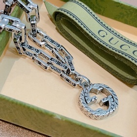 Новейшая роскошная браслет Gucci с бриллиантами 2023 года. Высоко