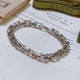 Новейшая модель 2023 года от Gucci. Классический браслет Gucci. И
