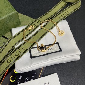 Очень популярный браслет Gucci с двойным логотипом. Оригинальный
