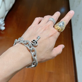 Новейшая модель 2023 года от Gucci. Классический браслет Gucci. И