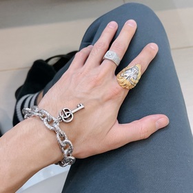 Новейшая модель 2023 года от Gucci. Классический браслет Gucci. И