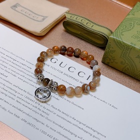 Специальная версия браслета из натурального агамата от Gucci. Бра