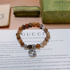 Специальная версия браслета из натурального агамата от Gucci. Бра