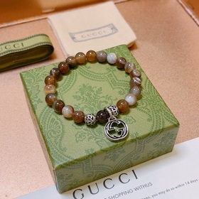 Специальная версия браслета из натурального агамата от Gucci. Бра