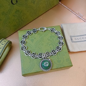 Подарок на День святого Валентина 2023. Новая коллекция Gucci. Ре