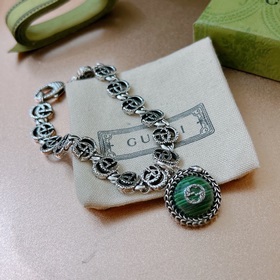Подарок на День святого Валентина 2023. Новая коллекция Gucci. Ре