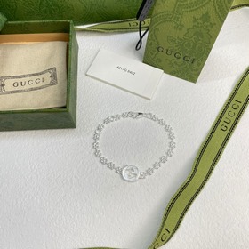 GUCCI Браслет с двойной буквой G и снежинками, оригинал