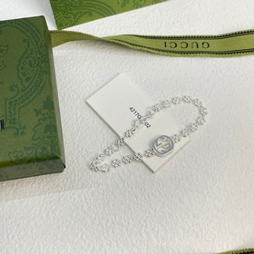 GUCCI Браслет с двойной буквой G и снежинками, оригинал