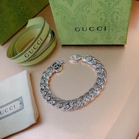 Новейшая модель 2023 года от Gucci. Классический браслет Gucci. И