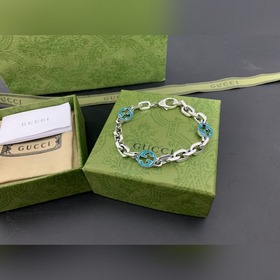 Gucci Браслет с двойным G из зеленого эмалевого металла. Длина： 1