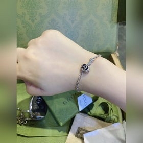 Браслет с ключами Gucci с двойным логотипом G! Такой же, как у Му