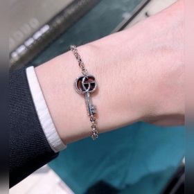 Браслет с ключами Gucci с двойным логотипом G! Такой же, как у Му